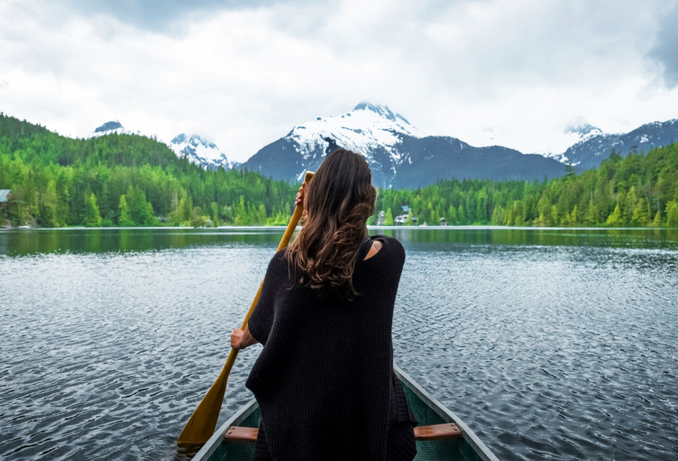 loneliness-tranquility-peace-nature-landscape-lake-boat-scul